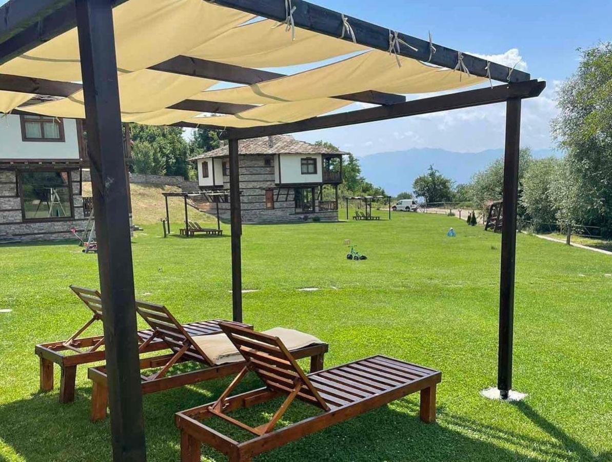 Chalet Guest Homes Leshten