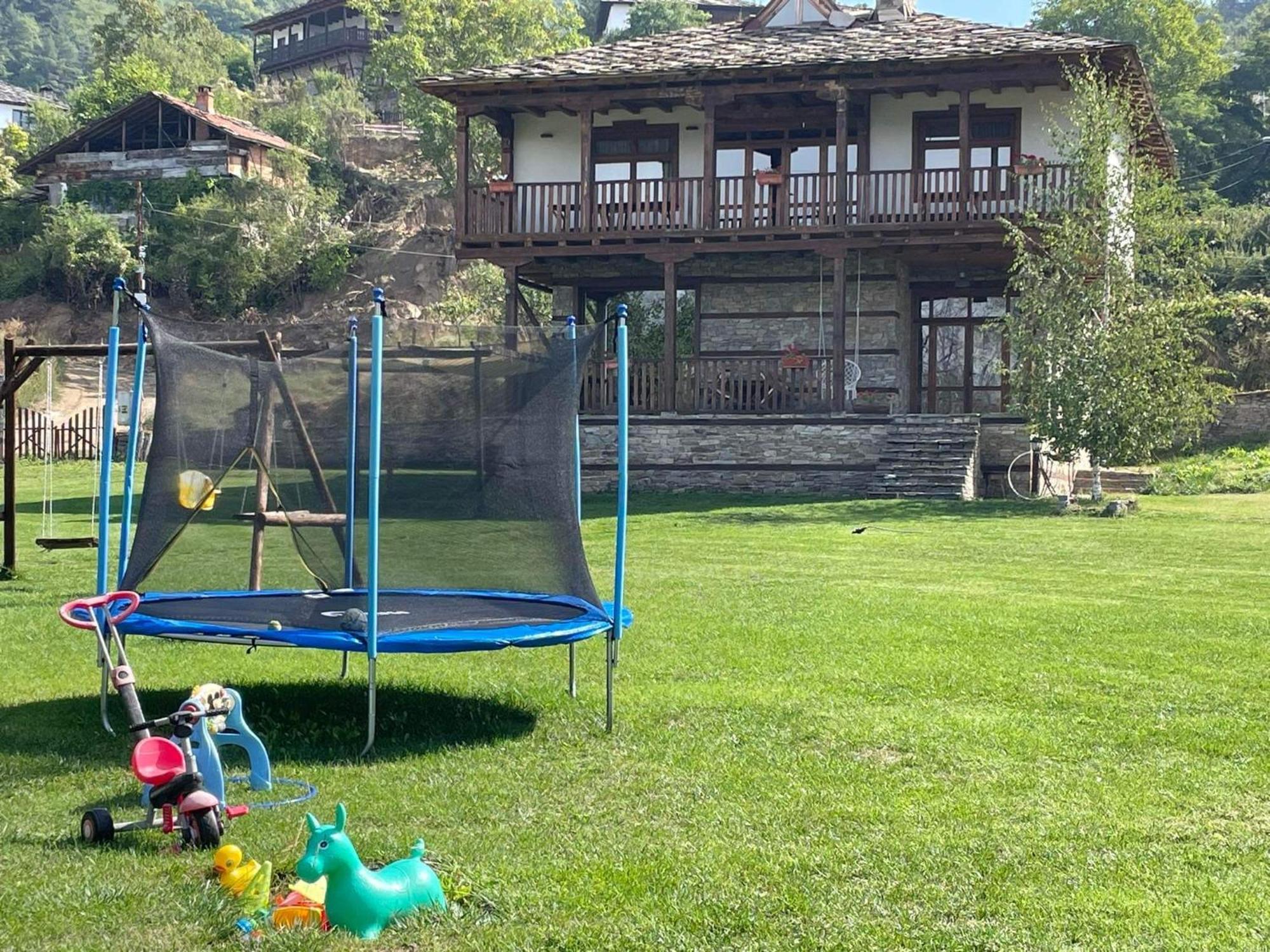 Chalet Guest Homes